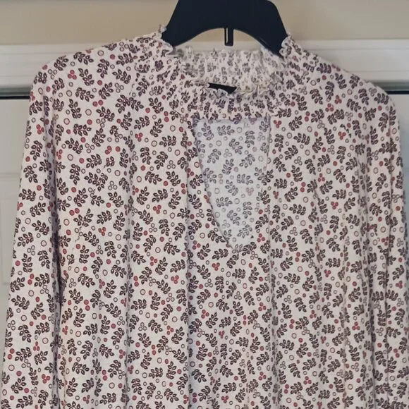 #65 3/$18 - Torrid Tan/Blue Long Sleeve Top Size 2X - Picture 4 of 6